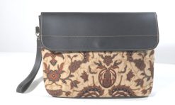 clutch wanita batik custom untuk promosi sudah plus embos logo