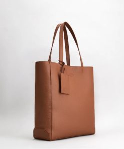 Tote bag kulit promosi sudah include embos logo