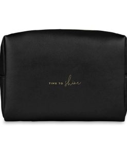 Pouch hitam sudah termasuk sablon logo
