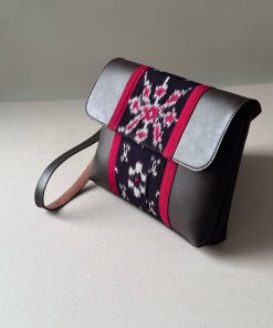 Alternative view of TAS POUCH 105